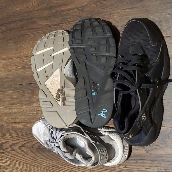 Womens lot of 2 pairs Nike Air Huarache sneakers sz 8.5 - Picture 10 of 10